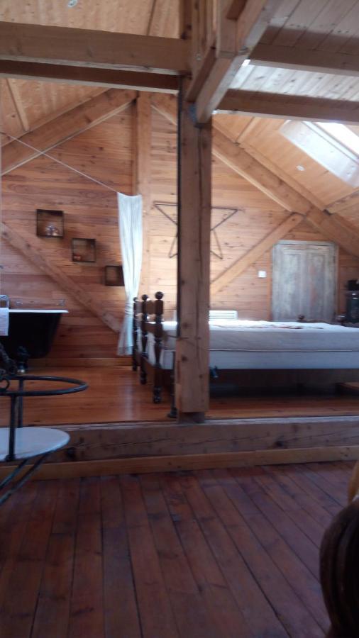 Au Coeur De Saint Agreve -Sejour Chez L'Habitant Zewnętrze zdjęcie
